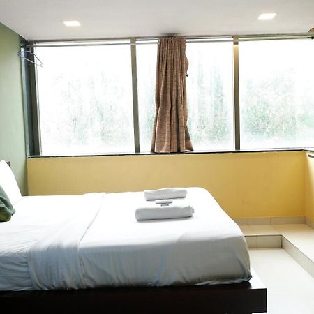 Hotel Artusinn Midc Andheri East Bombaj Zewnętrze zdjęcie