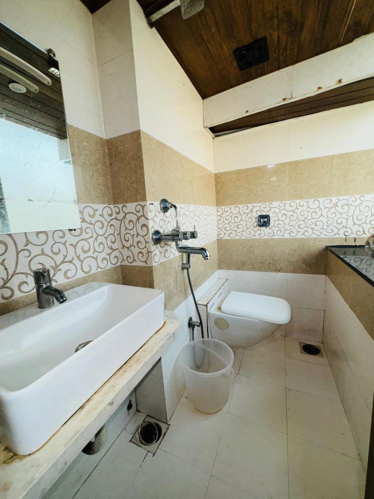 Hotel Artusinn Midc Andheri East Bombaj Zewnętrze zdjęcie